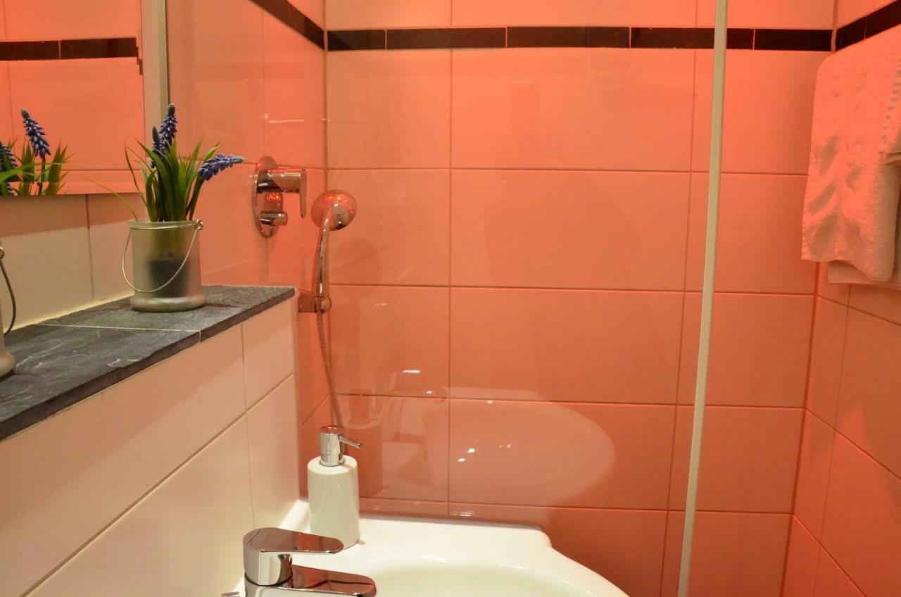Zentral Gelegen - Stilvolles Appartment In Moabit Берлін Екстер'єр фото